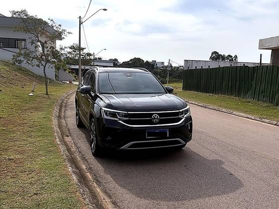 VOLKSWAGEN TAOS 1.4 250 TSI TOTAL FLEX HIGHLINE AUTOMÁTICO
